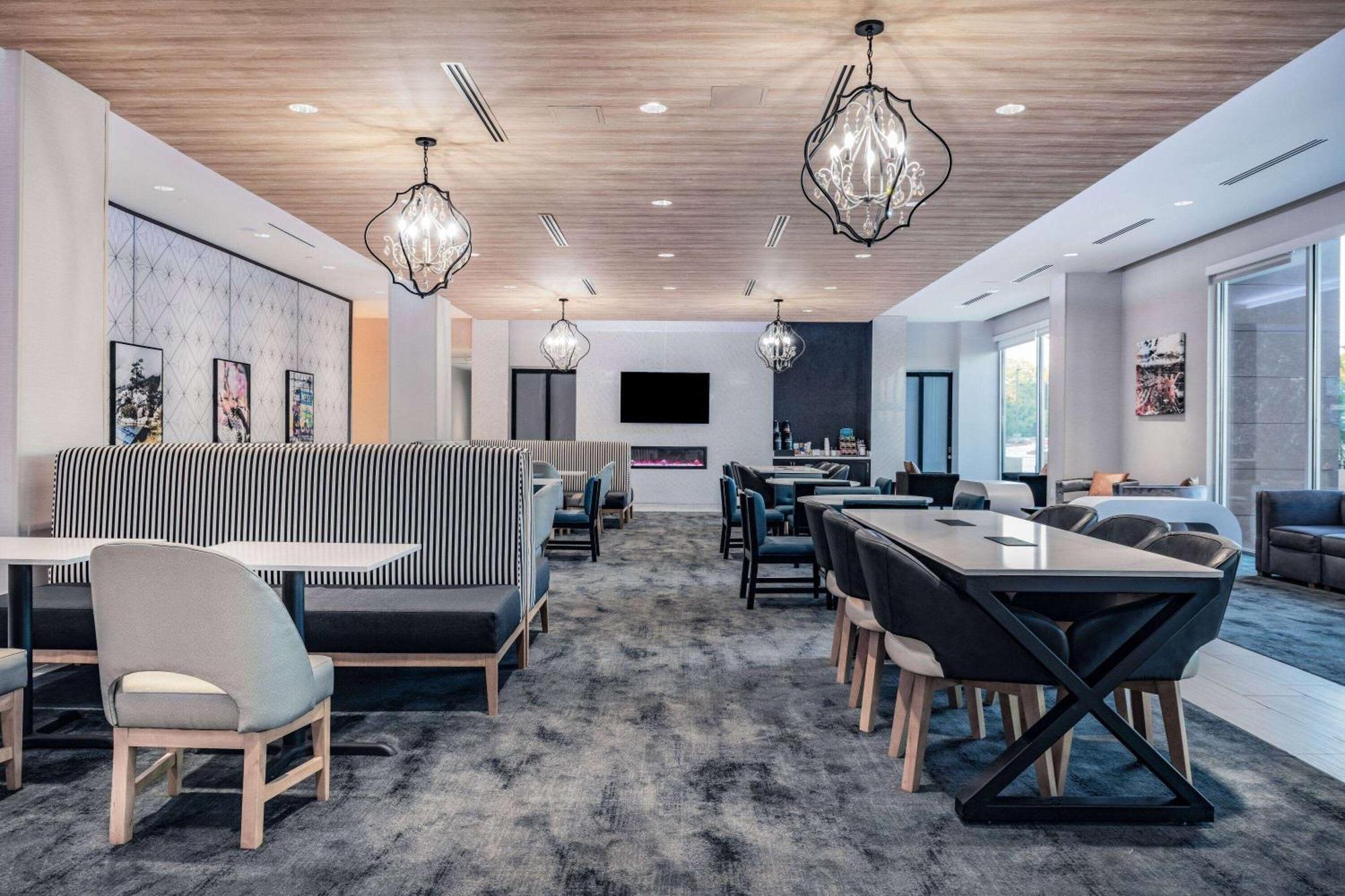 La Quinta Inn & Suites By Wyndham Yucaipa Εξωτερικό φωτογραφία
