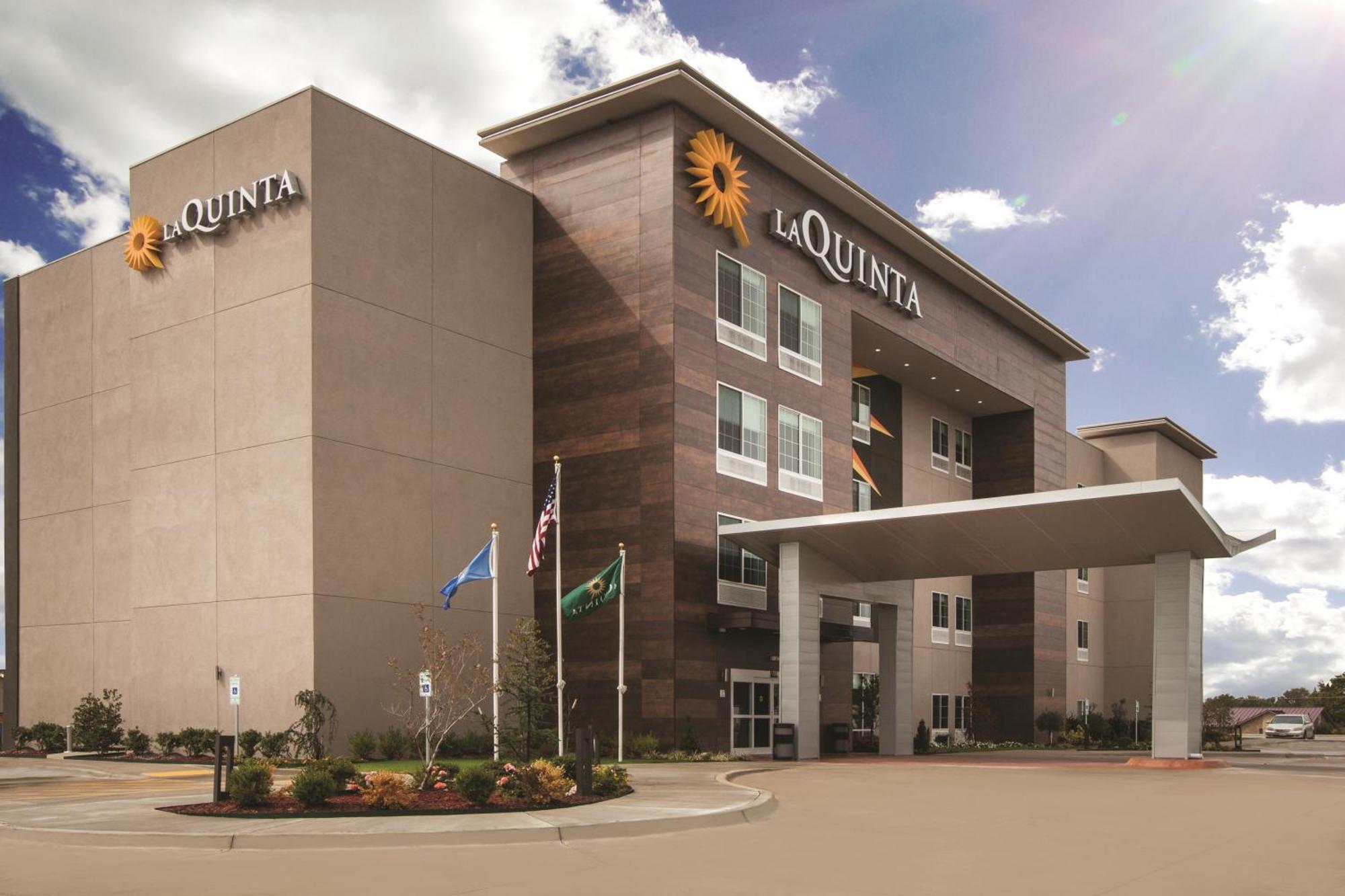 La Quinta Inn & Suites By Wyndham Yucaipa Εξωτερικό φωτογραφία
